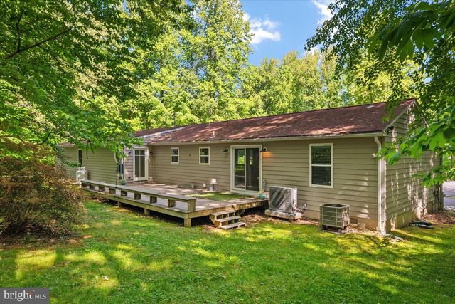 1665 PARIS OAKS RD, Owings, MD 20736
