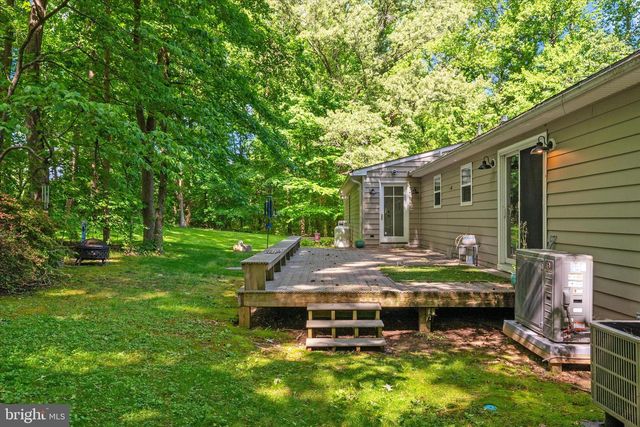 1665 PARIS OAKS RD, Owings, MD 20736