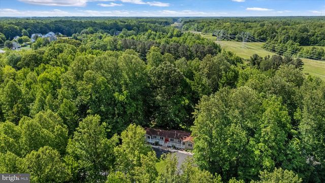 1665 PARIS OAKS RD, Owings, MD 20736