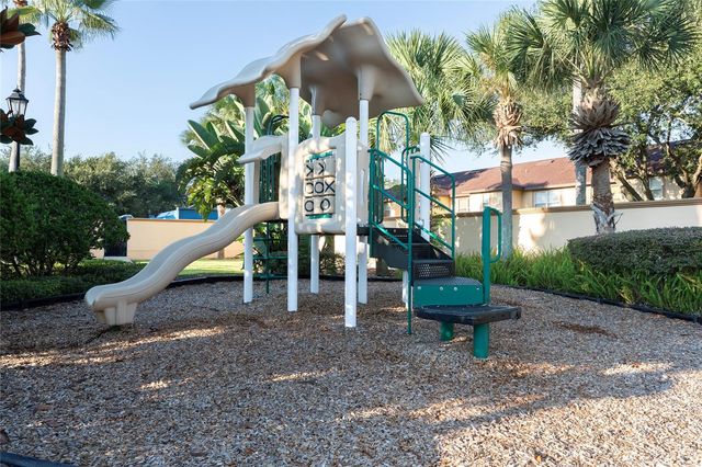 457 LA MIRAGE STREET, Davenport, FL 33897