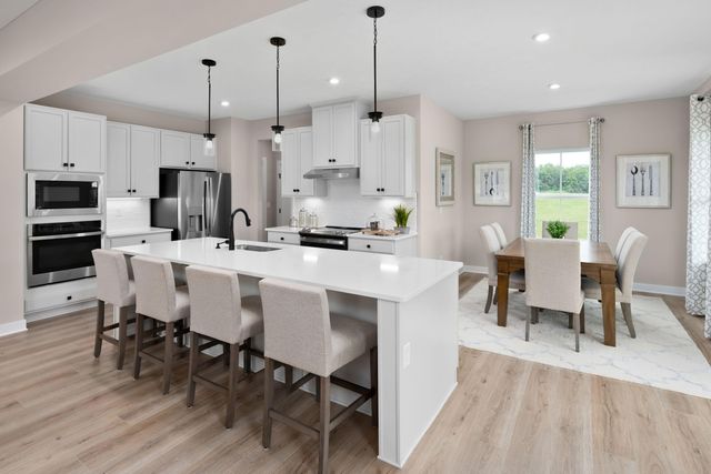 7121 Fairway Ridge CIR, Salem, VA 24153