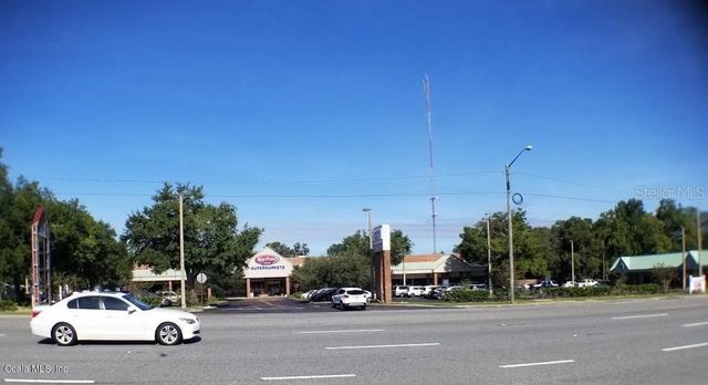 1927 SW COLLEGE ROAD A, Ocala, FL 34471