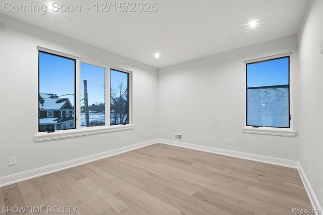 13281 Haddon Street, Fenton Charter Township, MI 48430