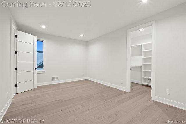 13281 Haddon Street, Fenton Charter Township, MI 48430