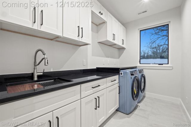 13281 Haddon Street, Fenton Charter Township, MI 48430