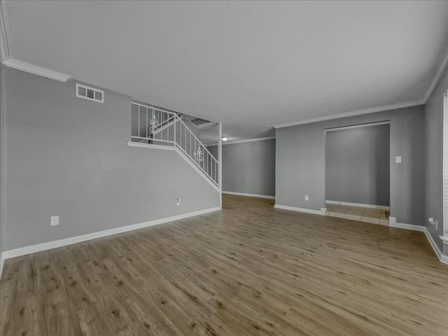 74 E Mountain Creek Court 2, Grand Prairie, TX 75052