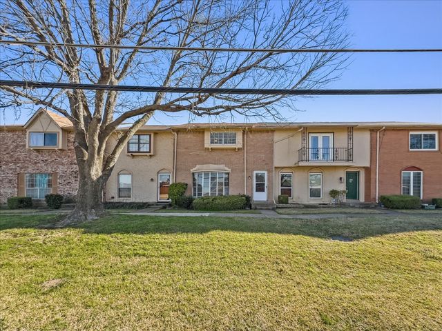 74 E Mountain Creek Court 2, Grand Prairie, TX 75052