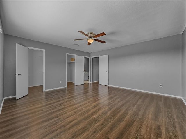 74 E Mountain Creek Court 2, Grand Prairie, TX 75052