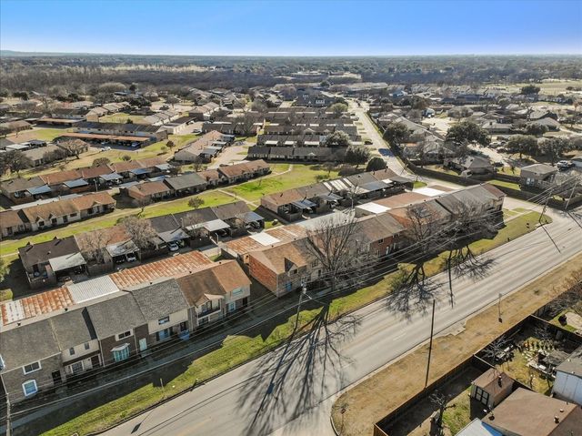 74 E Mountain Creek Court 2, Grand Prairie, TX 75052