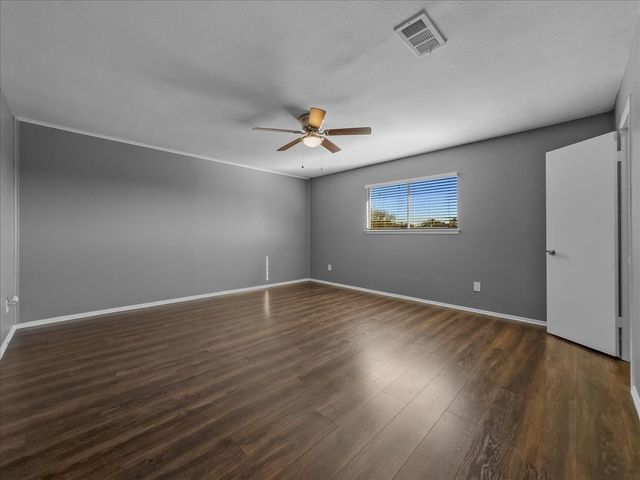 74 E Mountain Creek Court 2, Grand Prairie, TX 75052