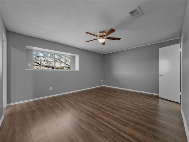 74 E Mountain Creek Court 2, Grand Prairie, TX 75052
