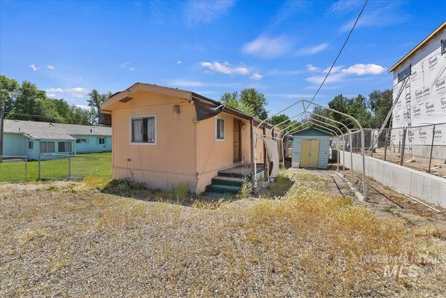 316 E 45th St, Garden City, ID 83714