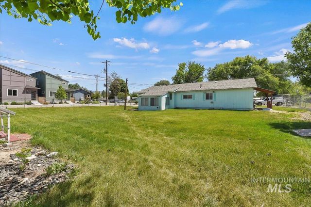 316 E 45th St, Garden City, ID 83714