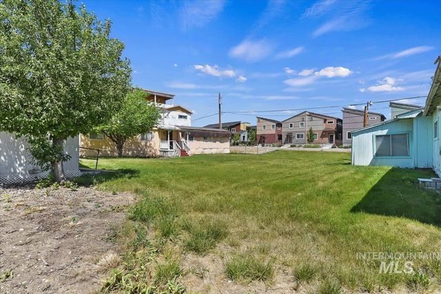 316 E 45th St, Garden City, ID 83714
