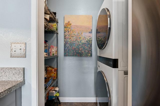 184 184 Schooner Ct, Richmond, CA 94804