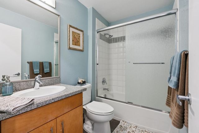 184 184 Schooner Ct, Richmond, CA 94804