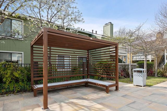 184 184 Schooner Ct, Richmond, CA 94804