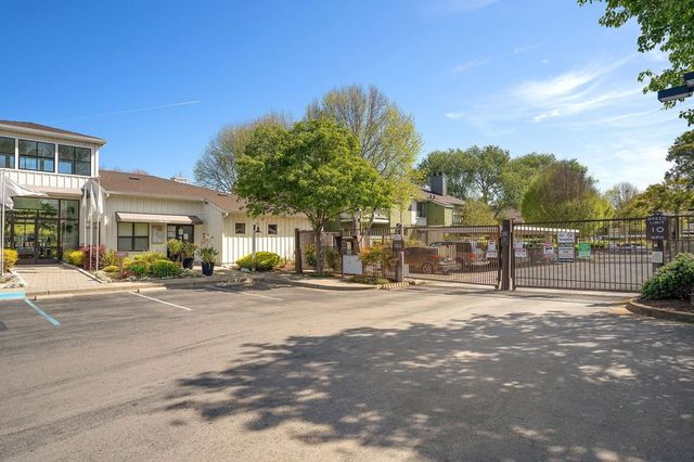 184 184 Schooner Ct, Richmond, CA 94804