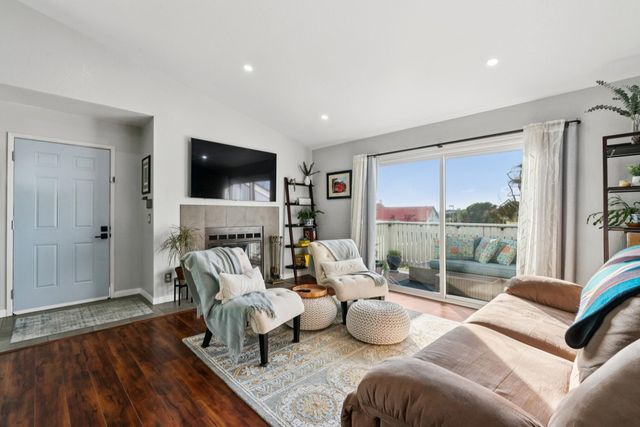 184 184 Schooner Ct, Richmond, CA 94804