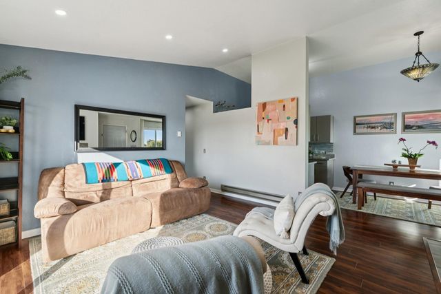 184 184 Schooner Ct, Richmond, CA 94804