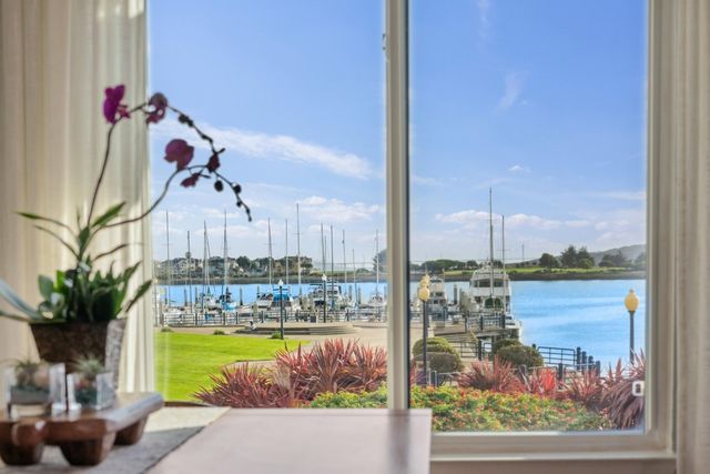 184 184 Schooner Ct, Richmond, CA 94804