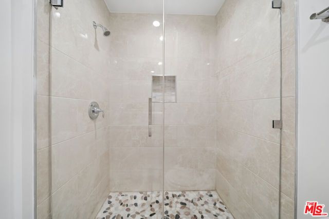 7032 Lanewood Avenue 101, Los Angeles, CA 90028