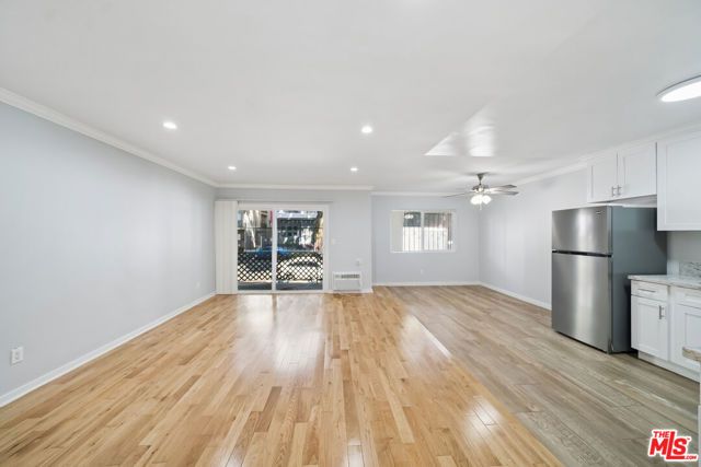 7032 Lanewood Avenue 101, Los Angeles, CA 90028