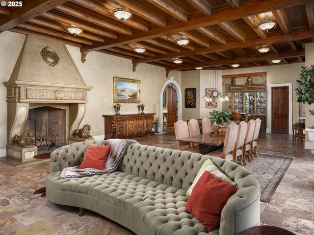 12850 FIELDING Rd, Lake Oswego, OR 97034