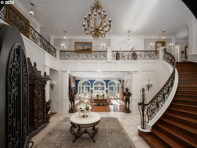 12850 FIELDING Rd, Lake Oswego, OR 97034