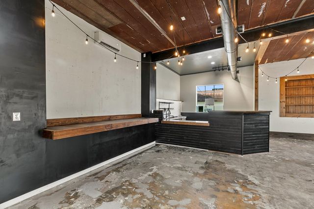 312 N Daleville Avenue, Daleville, AL 36322