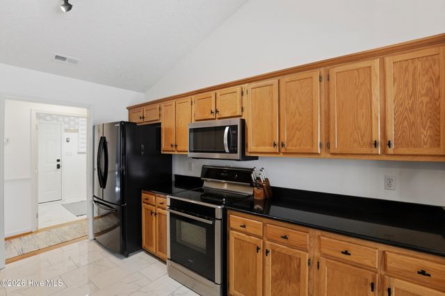 4025 Chandler Drive, Wilmington, NC 28405