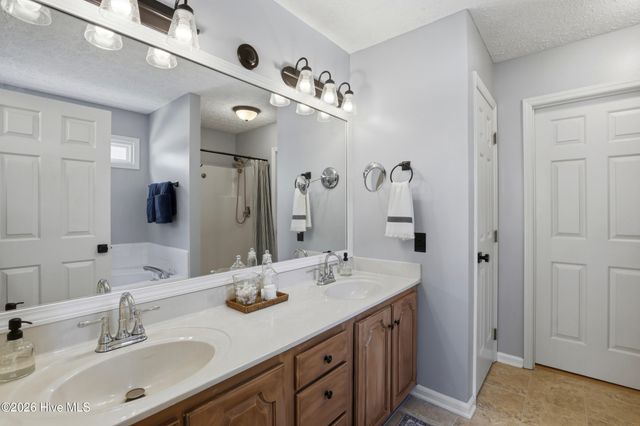 4025 Chandler Drive, Wilmington, NC 28405