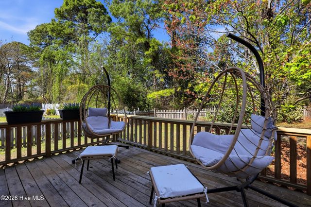 4025 Chandler Drive, Wilmington, NC 28405