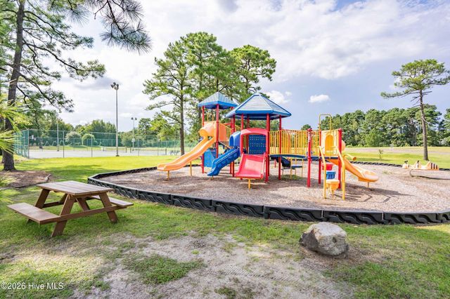 4025 Chandler Drive, Wilmington, NC 28405