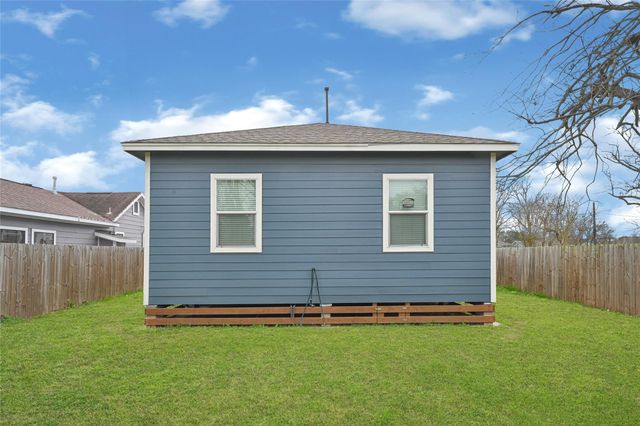 4019 Jewel Street, Houston, TX 77026