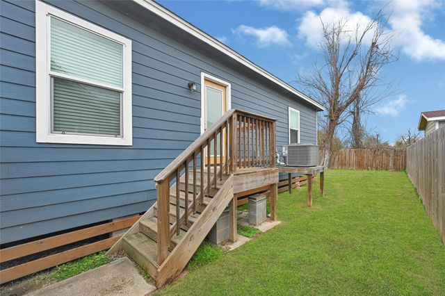 4019 Jewel Street, Houston, TX 77026