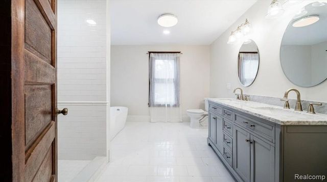438 N Bailey Street, Romeo, MI 48065