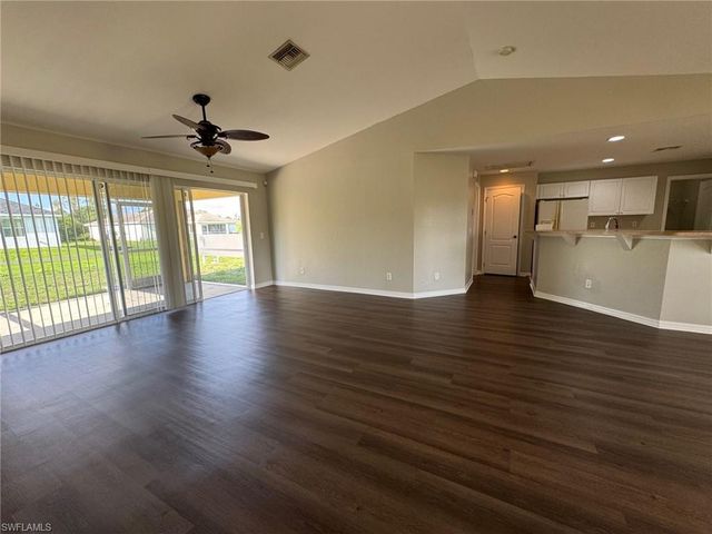 3205 43rd ST W, Lehigh Acres, FL 33971