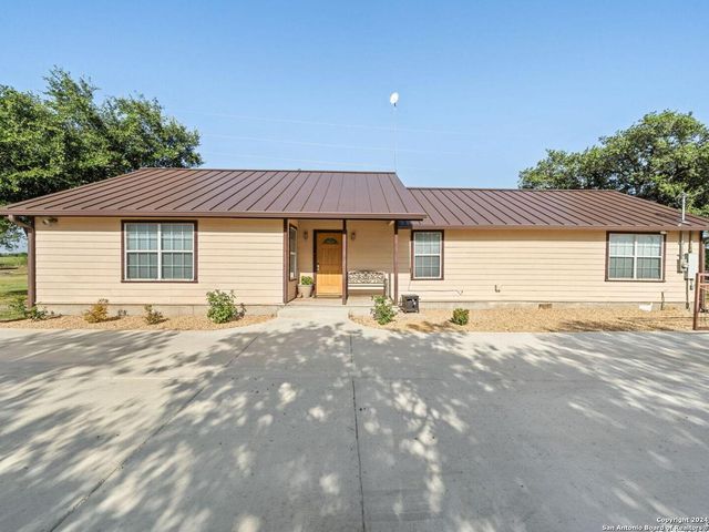 17475 FM 463, Natalia, TX 78059
