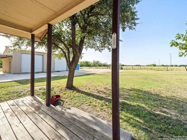 17475 FM 463, Natalia, TX 78059