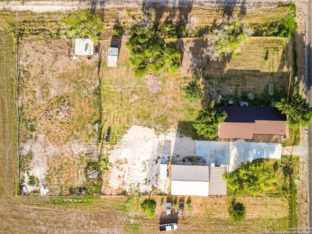 17475 FM 463, Natalia, TX 78059