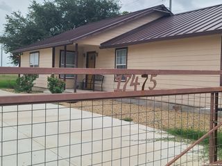 17475 FM 463, Natalia, TX 78059