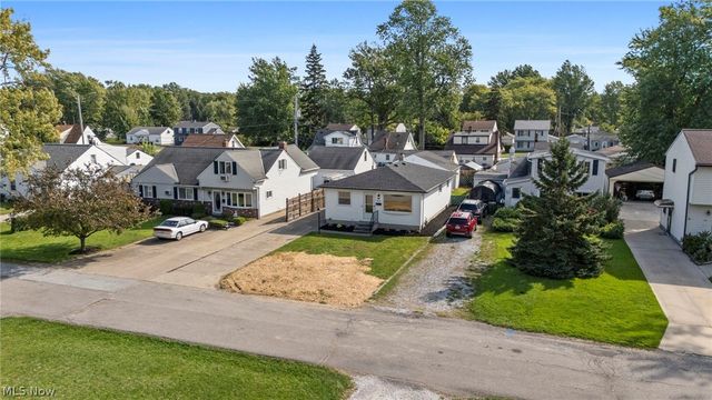771 E 348th Street, Eastlake, OH 44095