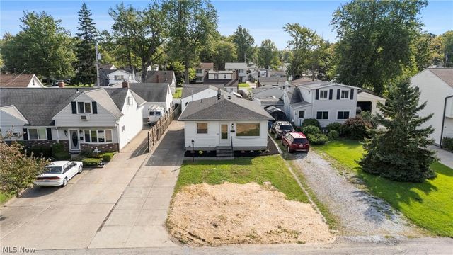 771 E 348th Street, Eastlake, OH 44095