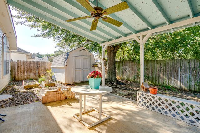 2742 Lakeside Drive, Burleson, TX 76028