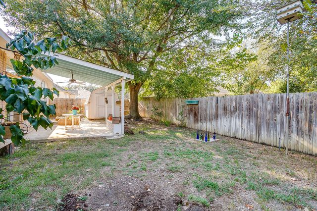 2742 Lakeside Drive, Burleson, TX 76028