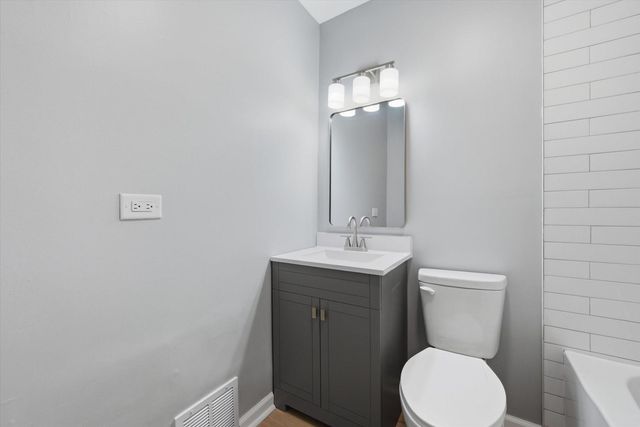 14018 S Finley Avenue, Robbins, IL 60472