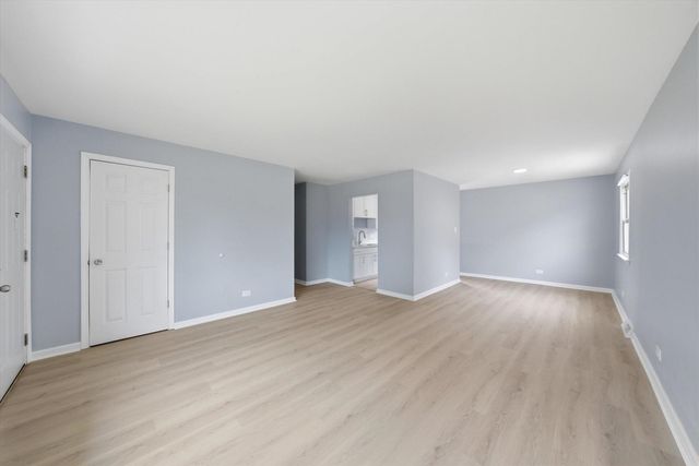 14018 S Finley Avenue, Robbins, IL 60472