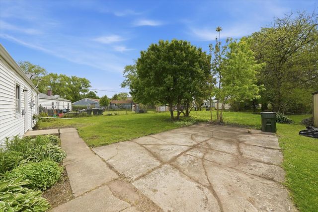 14018 S Finley Avenue, Robbins, IL 60472