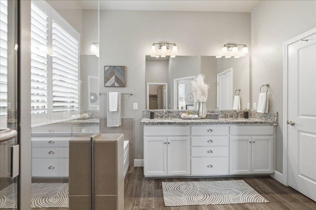 6153 Shimmer Falls Dr, Roseville, CA 95747